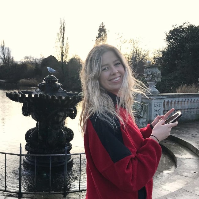 Aliya Kapoor Height, Weight, Age, Body Statistics
