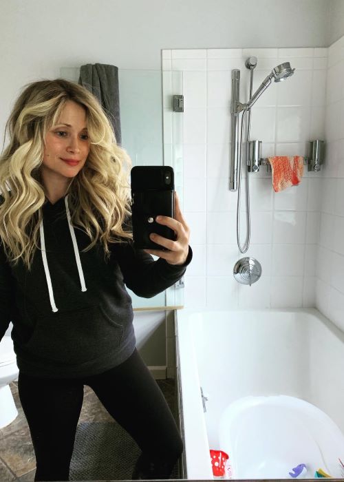 Emme Rylan in an Instagram Mirror Selfie in March 2019