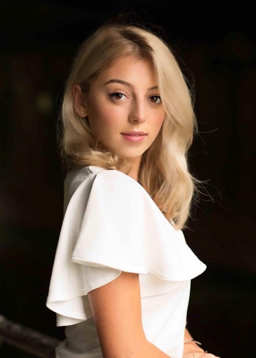 Hollie Steel Height, Weight, Age, Body Statistics