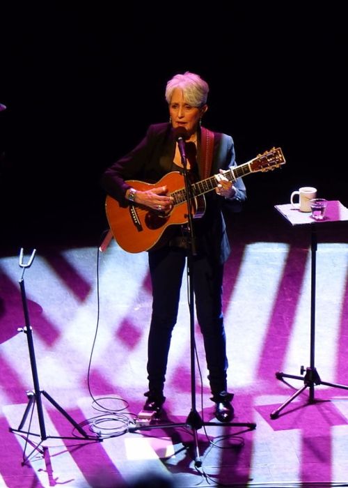 Joan Baez Height, Weight, Age, Facts, Biography