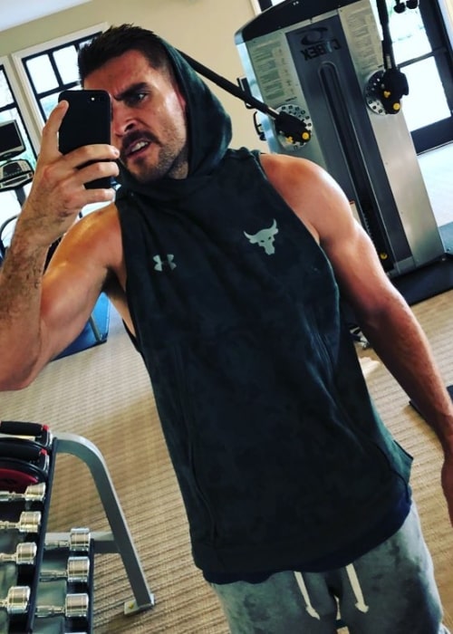 Josh Segarra Height, Weight, Age, Body Statistics