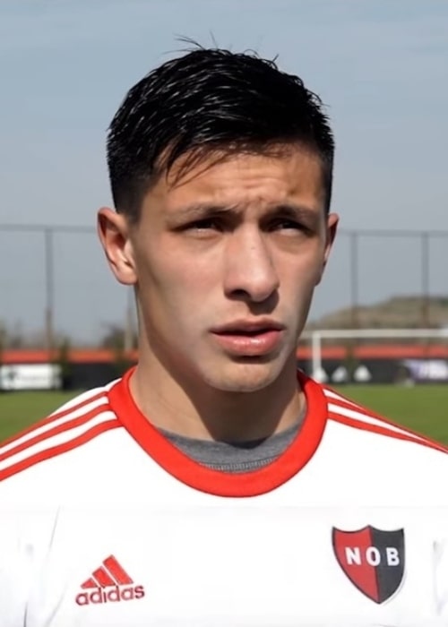 Lisandro Mart&iacute;nez as seen with Newell's Old Boys in 2016