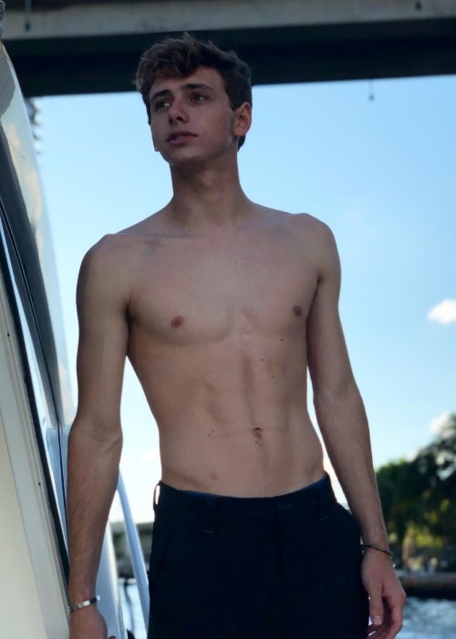 Mavrick Moreno as seen a shirtless picture that was taken in May 2021