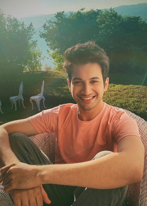 Rohit Suresh Saraf Height, Weight, Age, Body Statistics