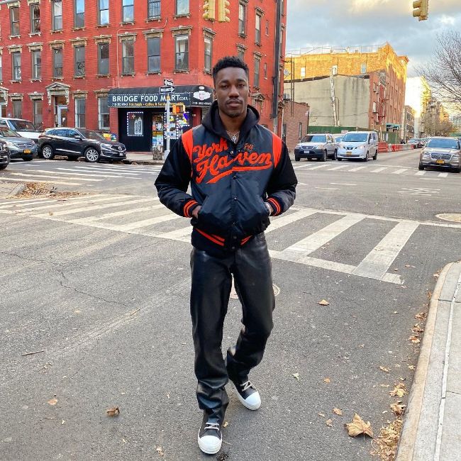 Giveon (Singer) Height, Weight, Age, Body Statistics