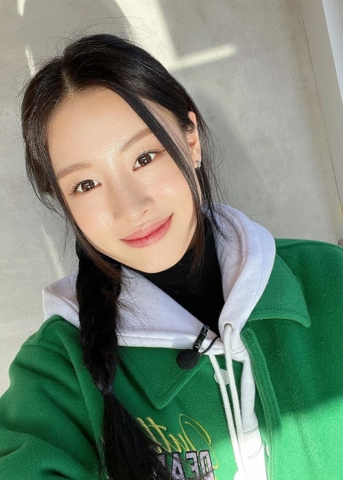 Sio as seen while smiling in a selfie in January 2023