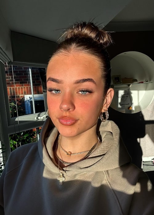 Tallulah Metcalfe Height, Weight, Age, Boyfriend, Family