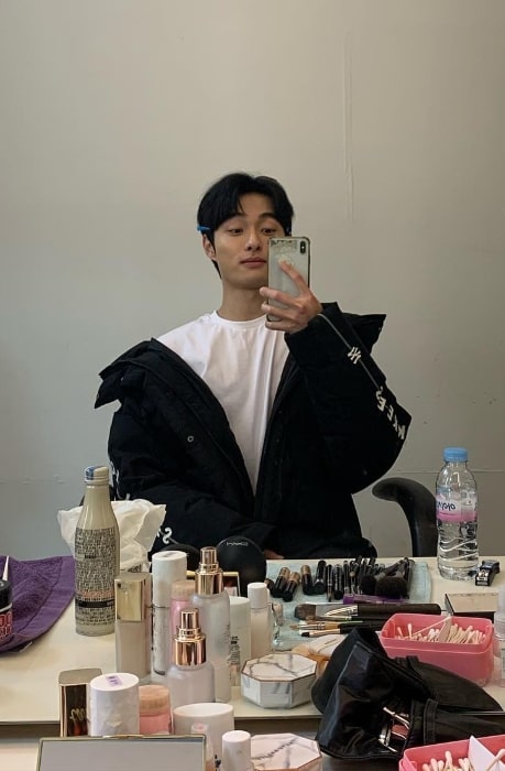 Yoon Chan-young Height, Weight, Age, Body Statistics